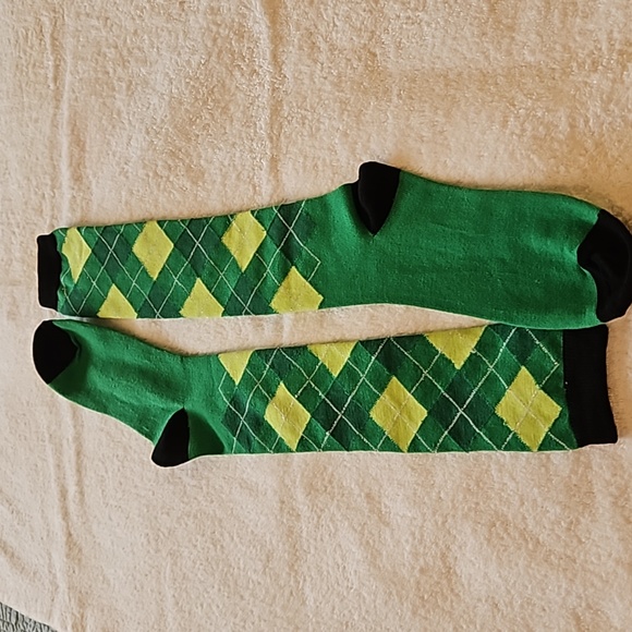 Festive Holiday Socks Unisex NWOT - Picture 2 of 4